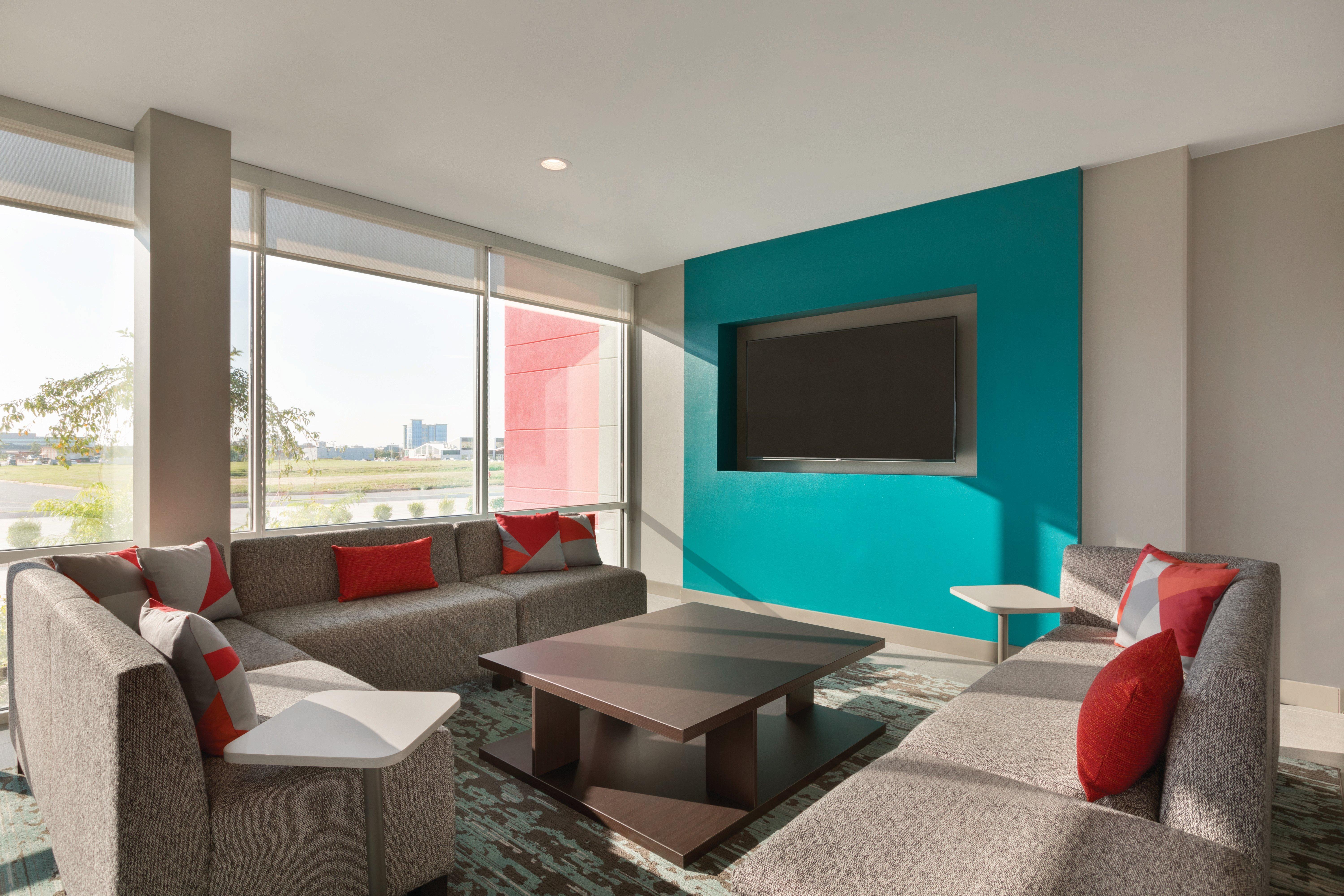 Avid Hotel Tulsa South - Medical District By Ihg Exterior photo